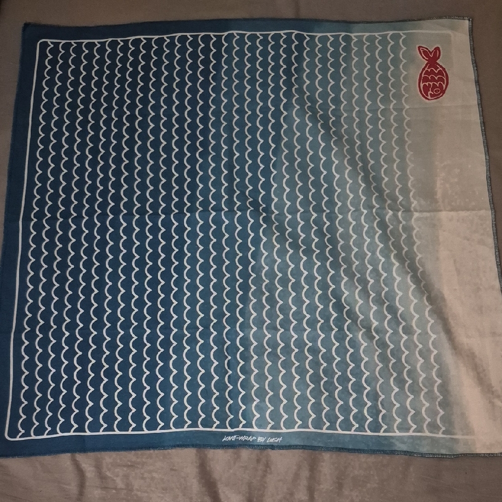 Blue and White Patterned Bath Towel
